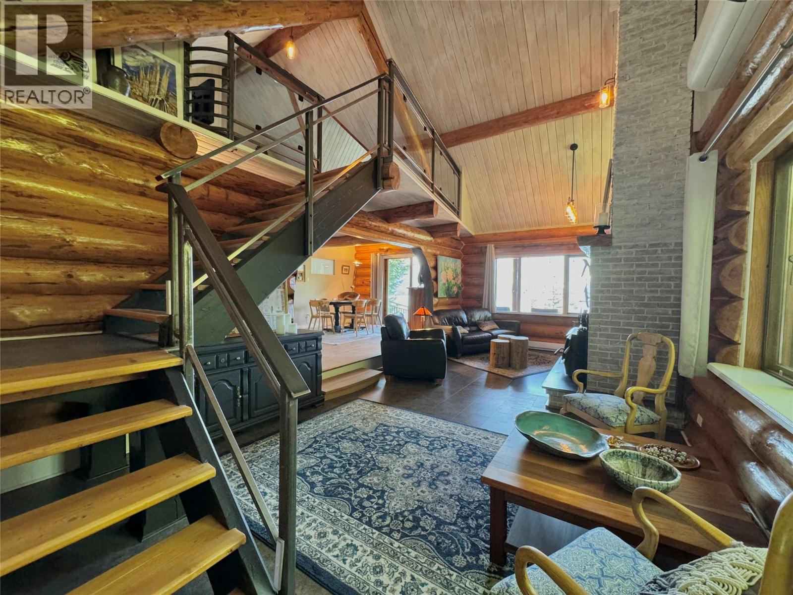 4258 31 Highway, Ainsworth