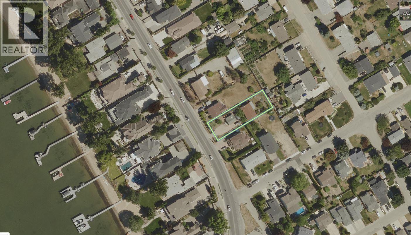 3597 Lakeshore Road - 3