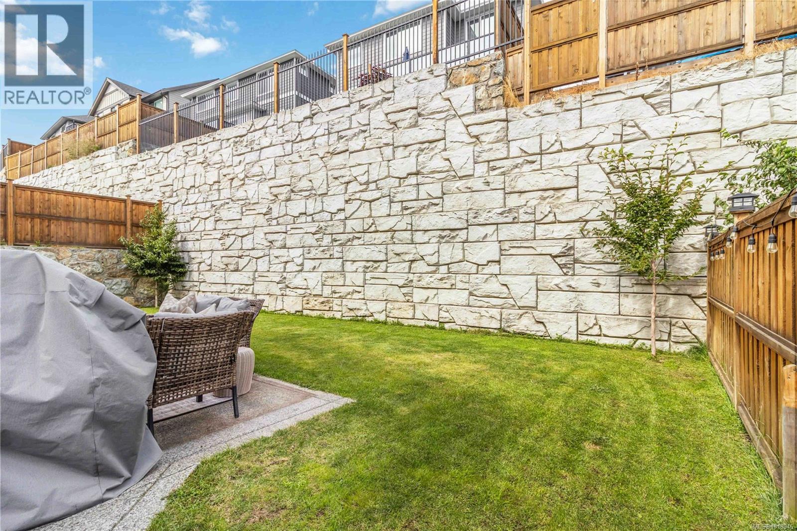 2544 Obsidian Pl, Langford