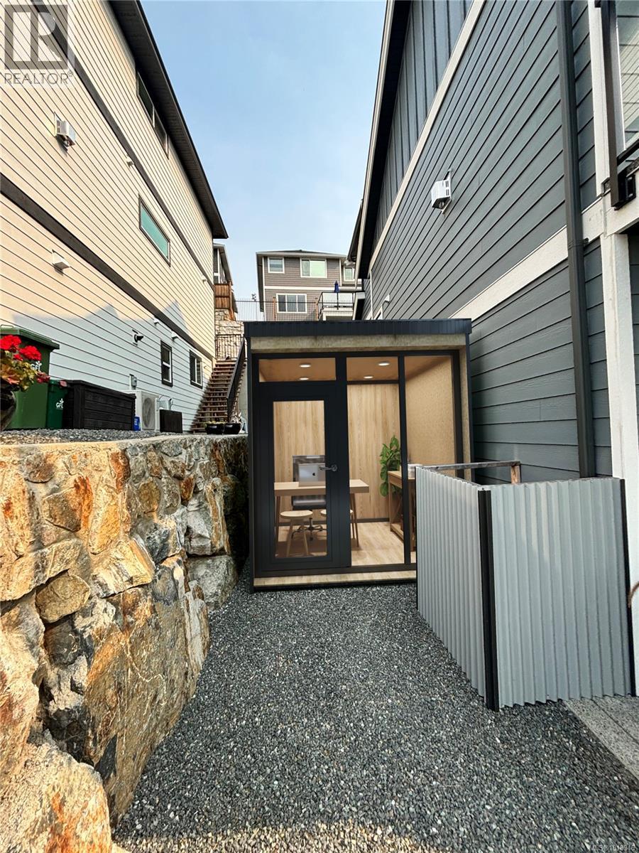 2544 Obsidian Pl, Langford