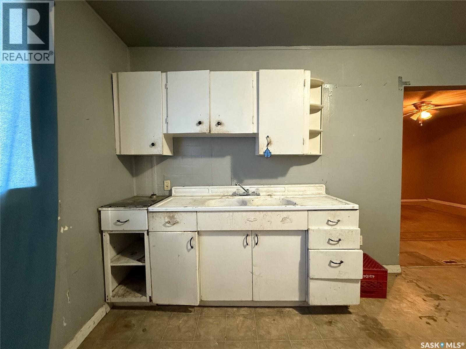 121 1ST AVENUE W - 13