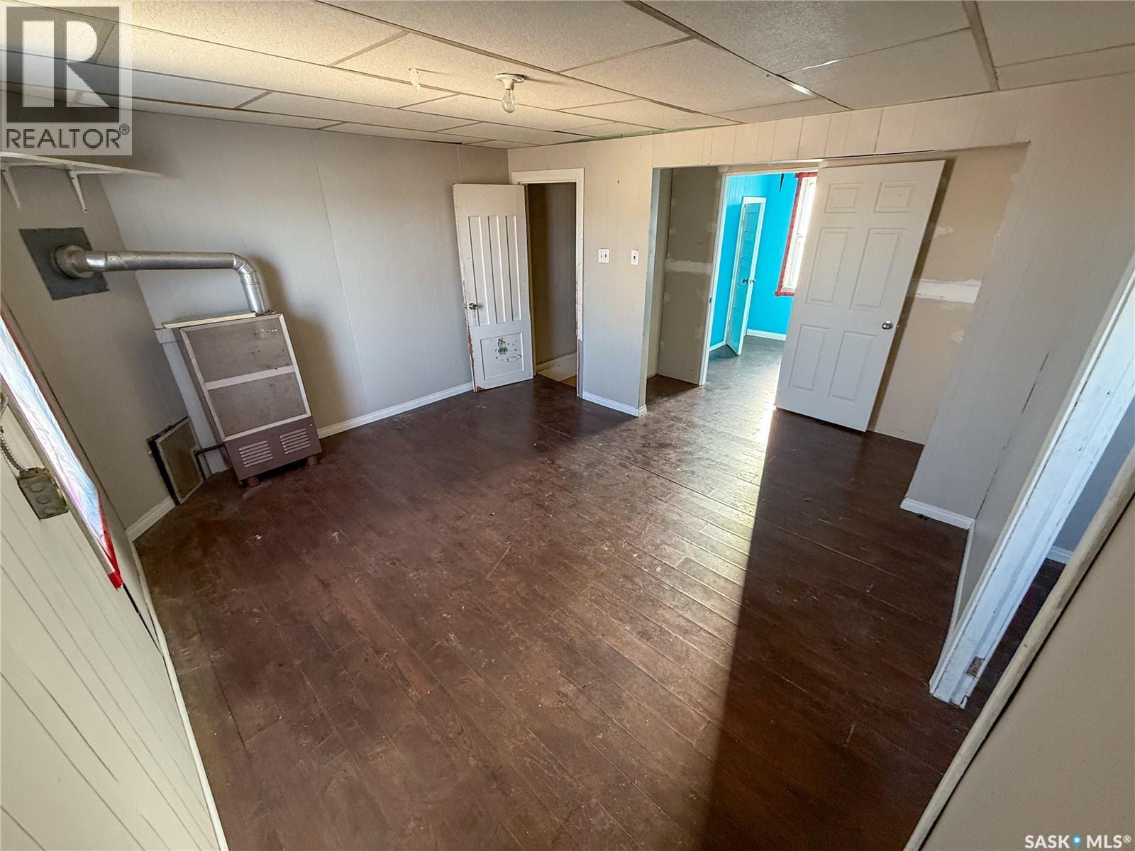 121 1ST AVENUE W - 19