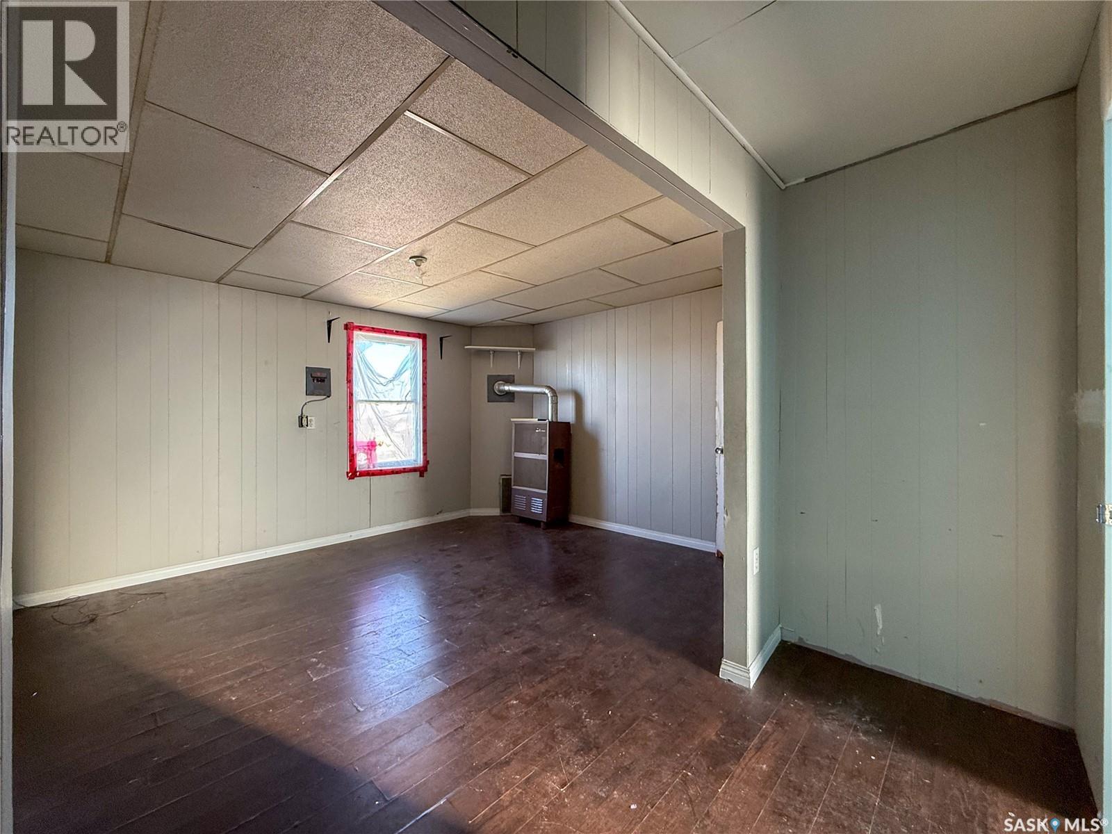 121 1ST AVENUE W - 20