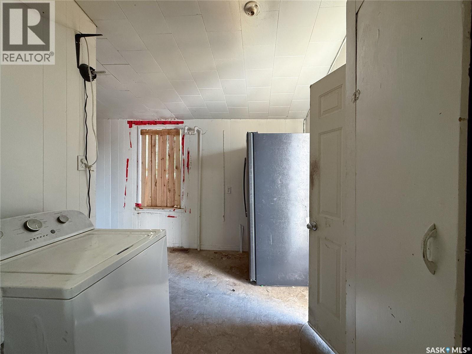 121 1ST AVENUE W - 28