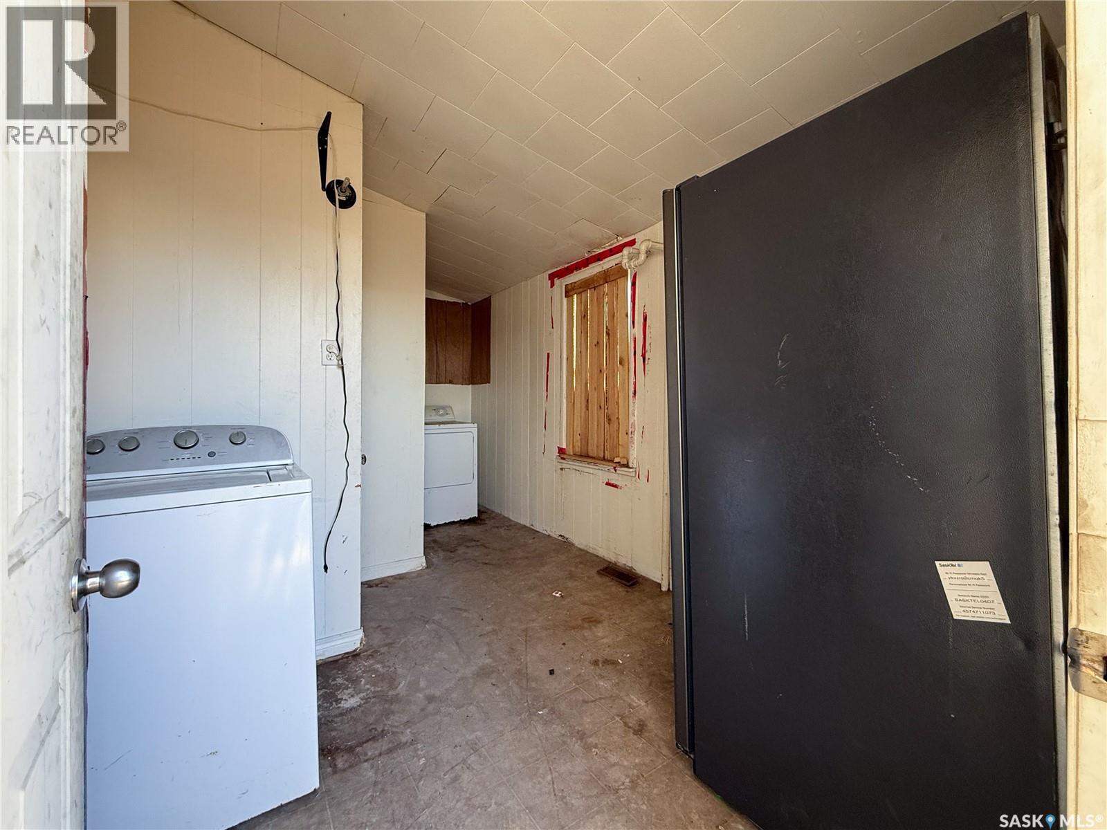 121 1ST AVENUE W - 29