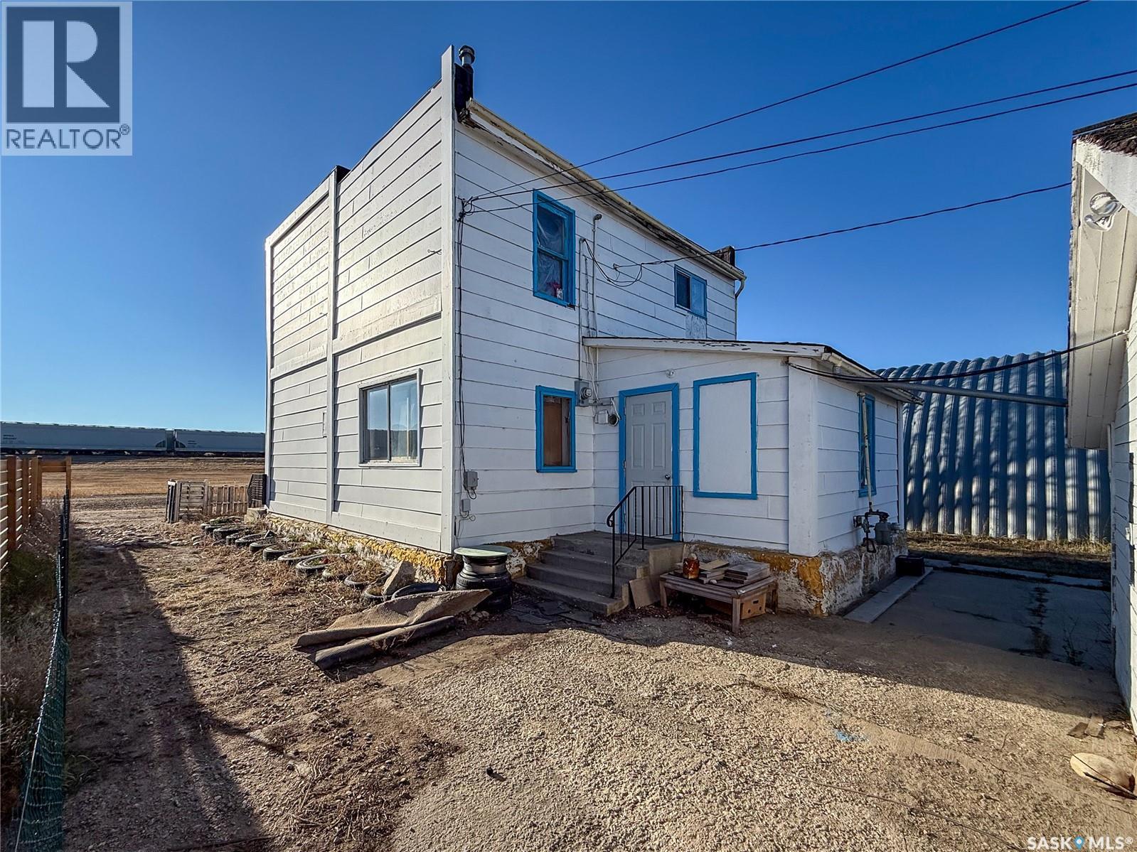 121 1ST AVENUE W - 33