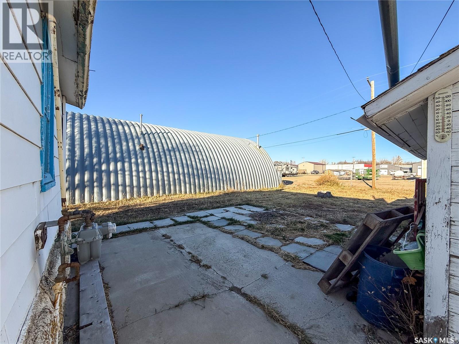 121 1ST AVENUE W - 35