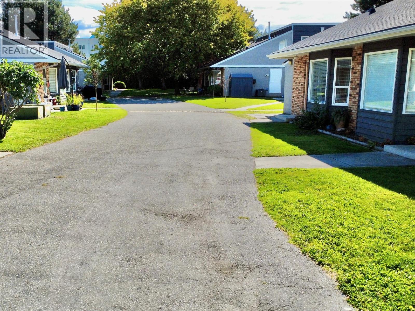 304 3155 Gordon Drive, Kelowna