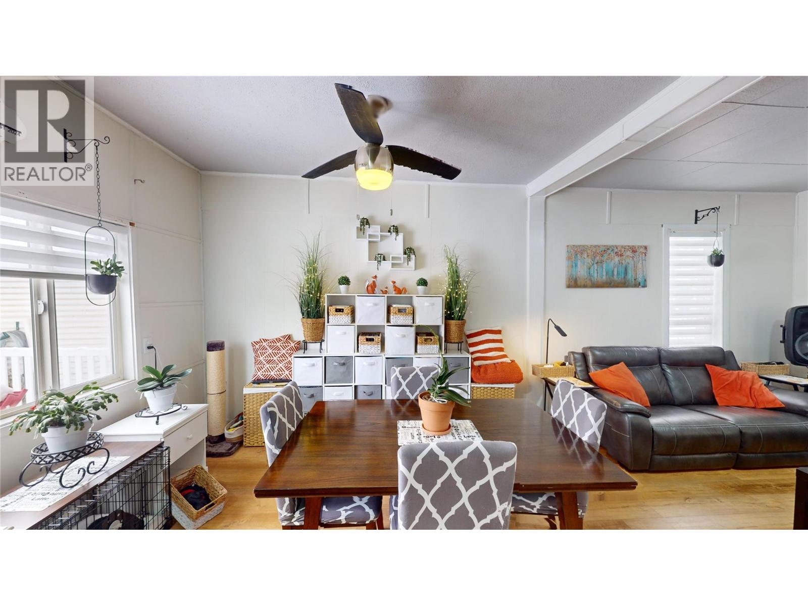 225 3rd Avenue S, Cranbrook