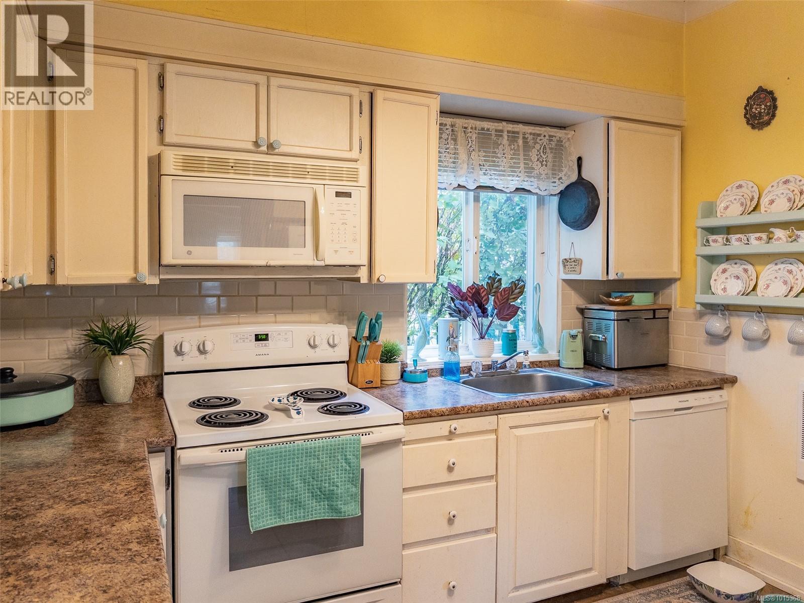 4927 Neill St, Port Alberni