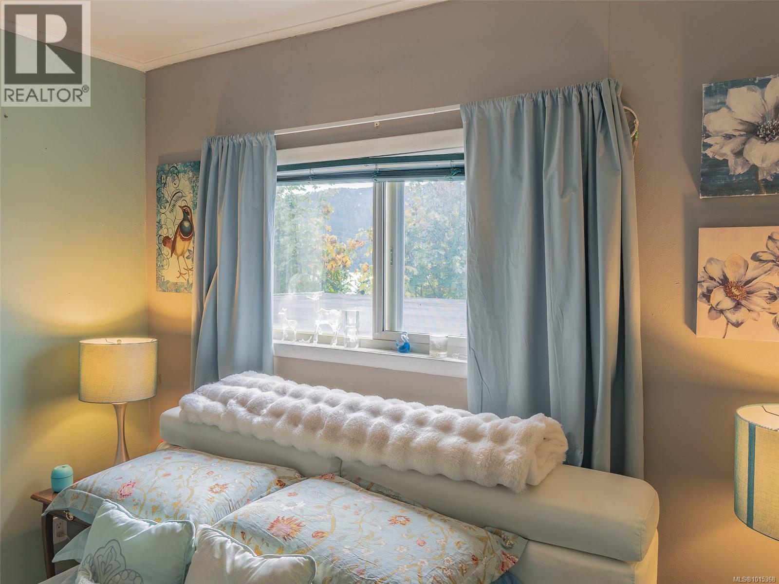 4927 Neill St, Port Alberni