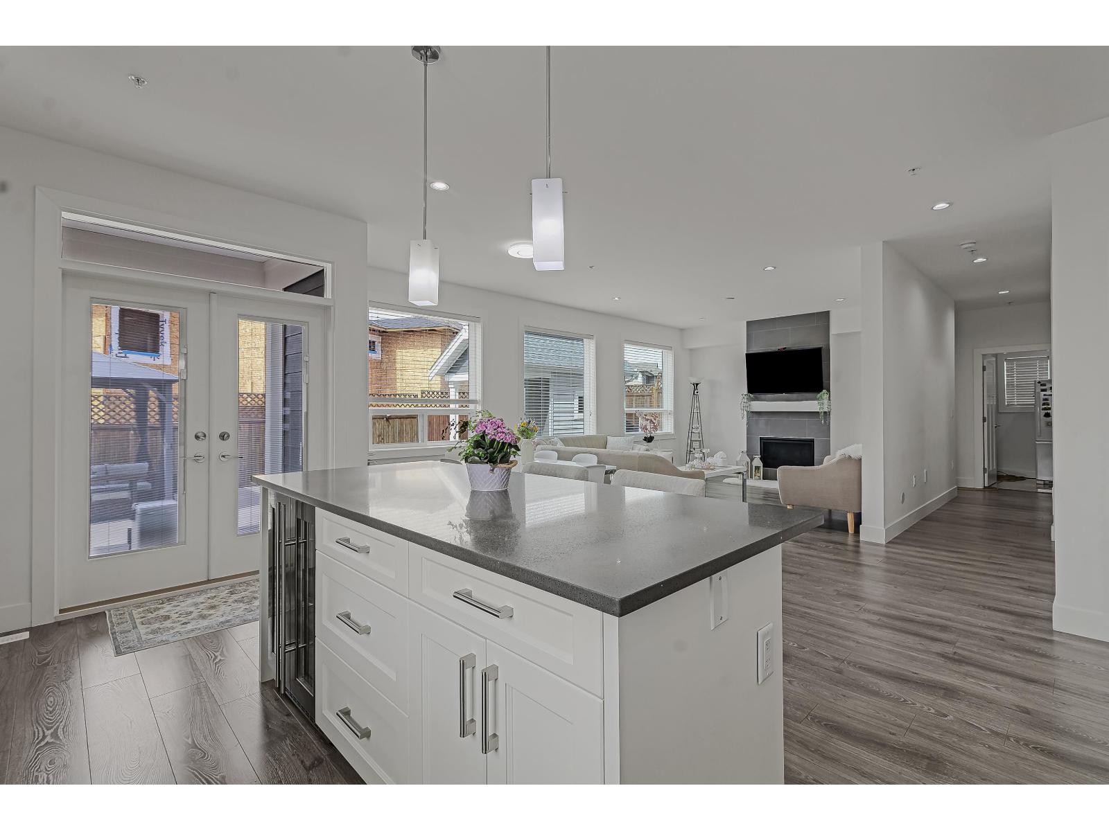 33123 BENEDICT BOULEVARD, Mission