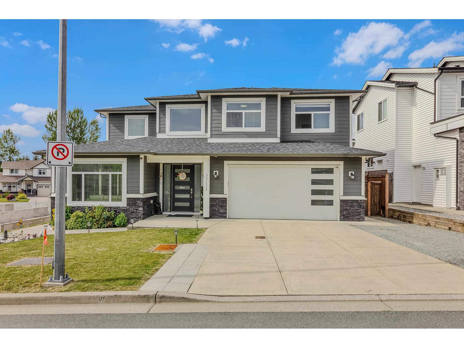 33123 BENEDICT BOULEVARD, Mission