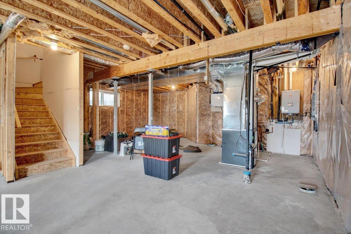 9327 181 AV NW, Edmonton