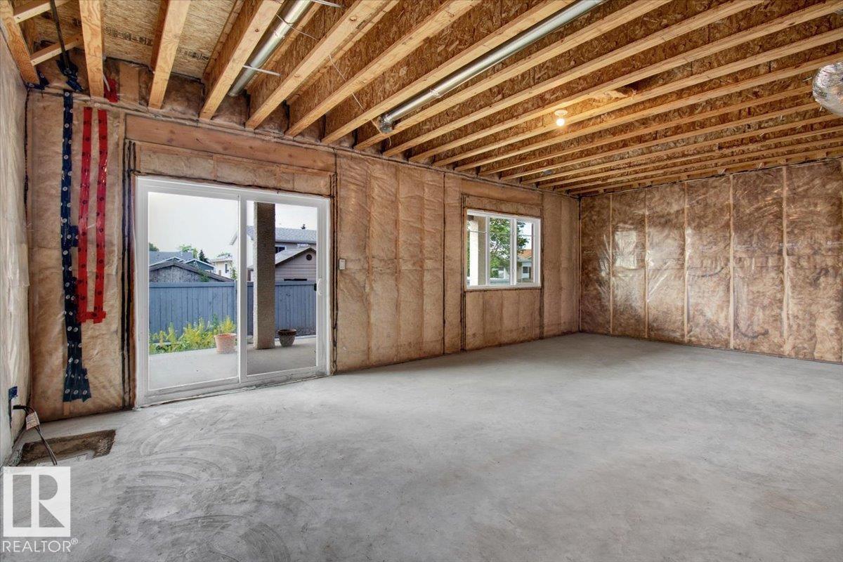 9327 181 AV NW, Edmonton