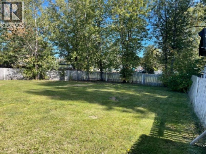 5316 WILLOW ROAD, Fort Nelson