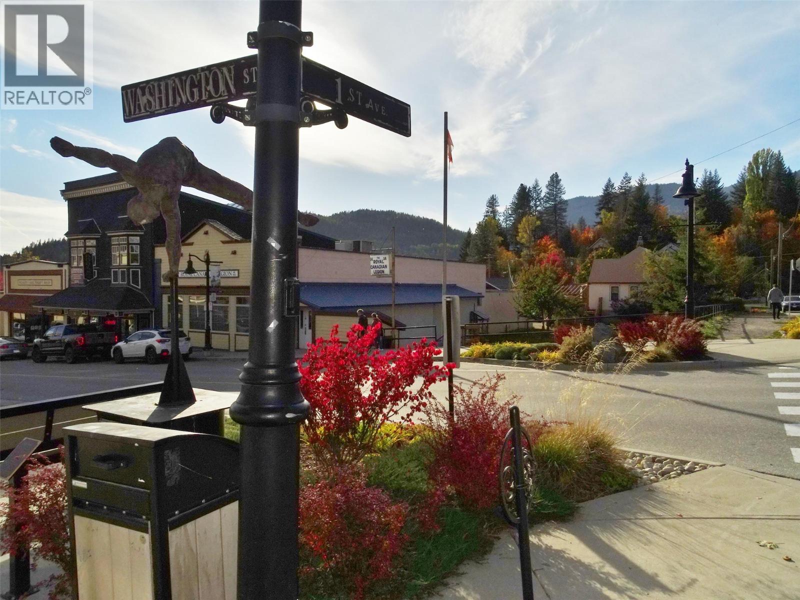 2081 Washington Street, Rossland