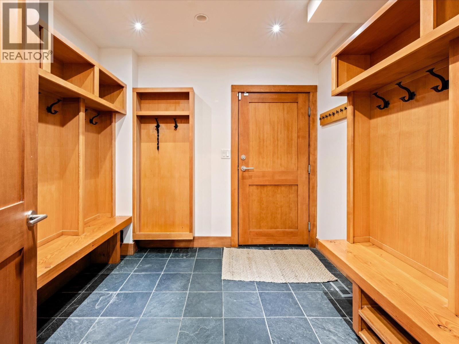 8745 IDYLWOOD PLACE, Whistler