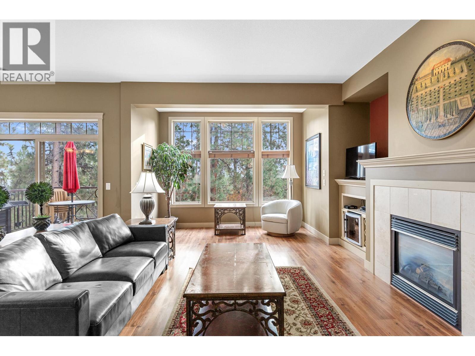 201 1795 Country Club Drive, Kelowna