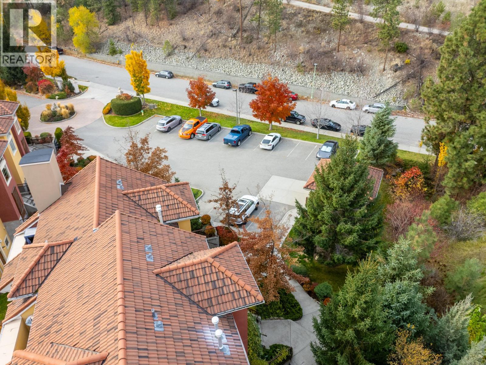 201 1795 Country Club Drive, Kelowna