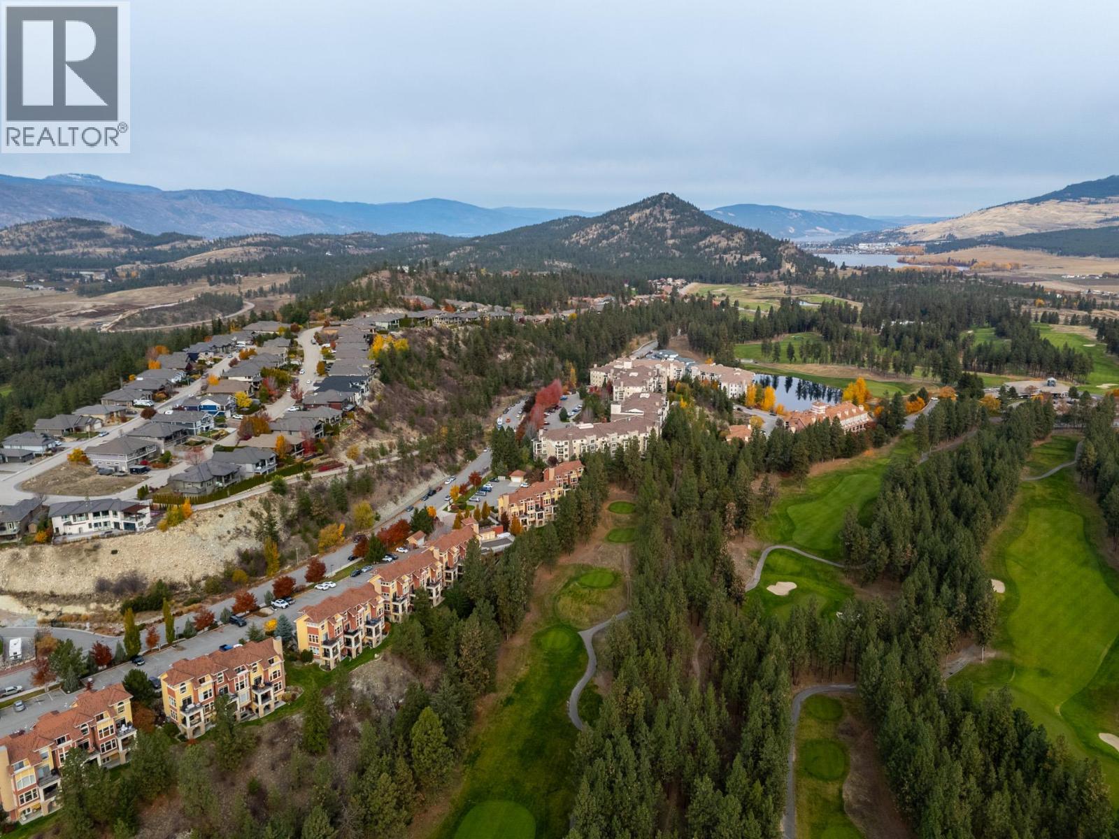 201 1795 Country Club Drive, Kelowna