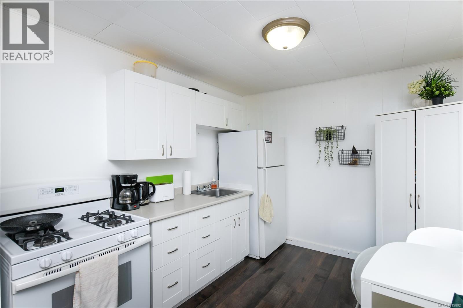 521 WINDSLOW RD - 28