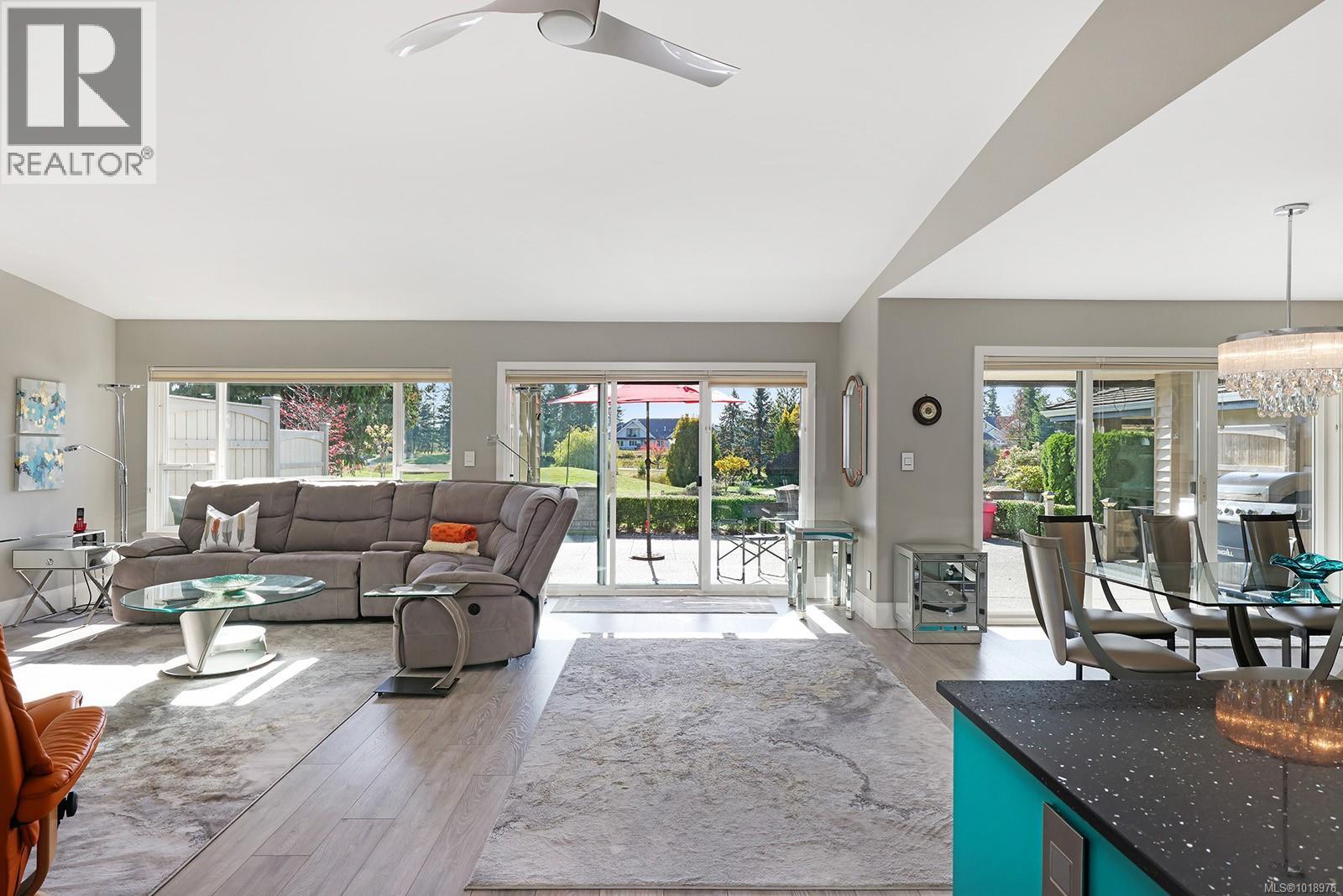 4 3100 Kensington Cres, Courtenay