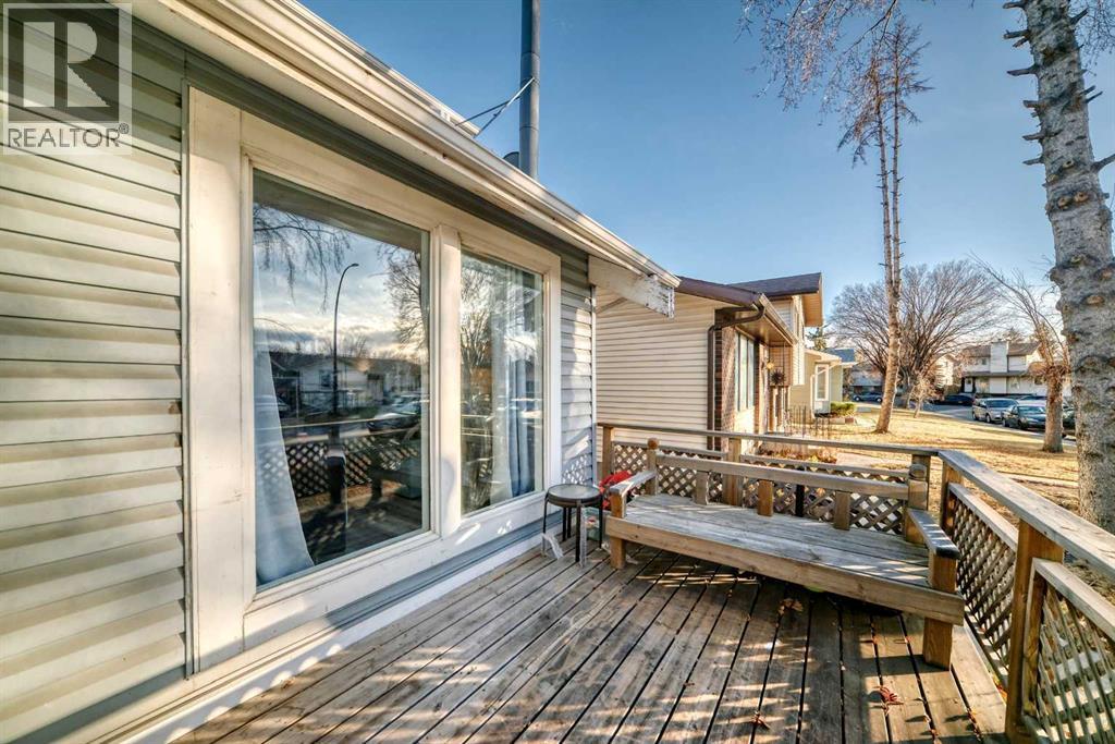 Single Family House for Sale in  Whitewood Place NE Whitehorn Calgary 
