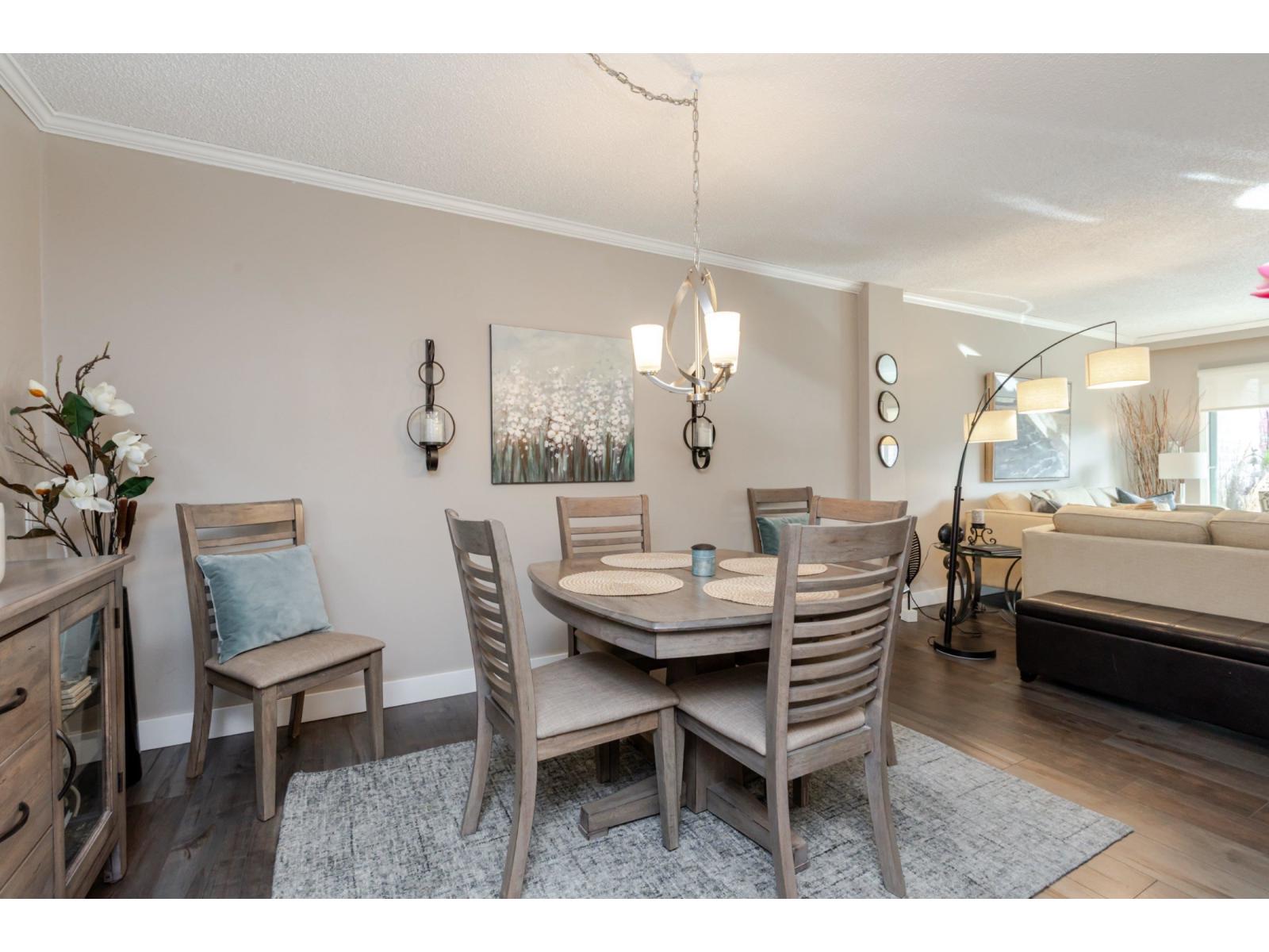 305 1351 MARTIN STREET, White Rock