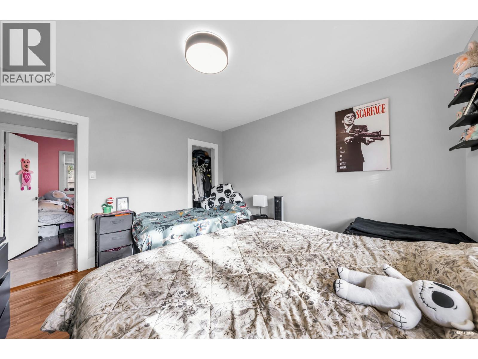 735 LEA AVENUE, Coquitlam