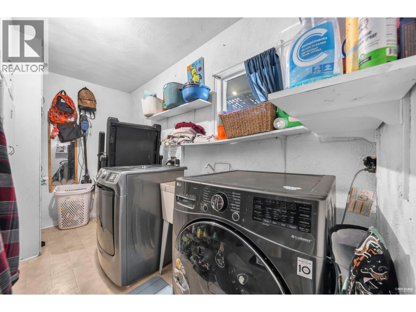 735 LEA AVENUE, Coquitlam