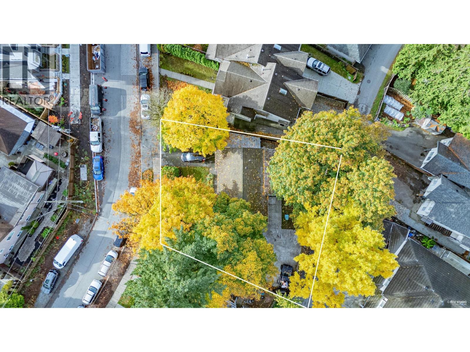 735 LEA AVENUE, Coquitlam