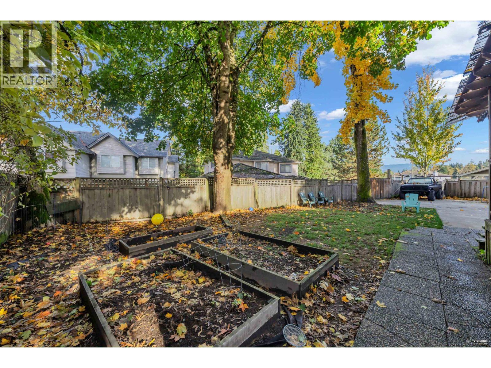 735 LEA AVENUE, Coquitlam