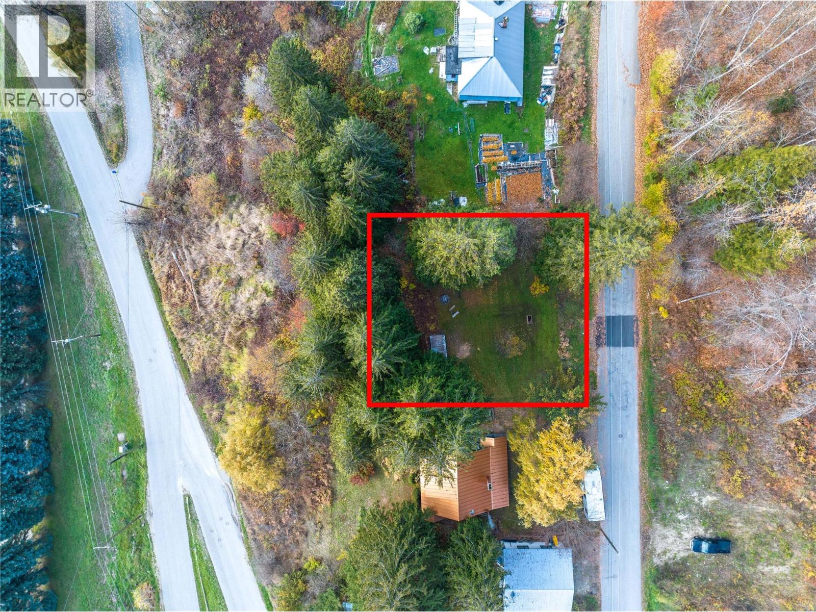 125 Maple Street, Revelstoke