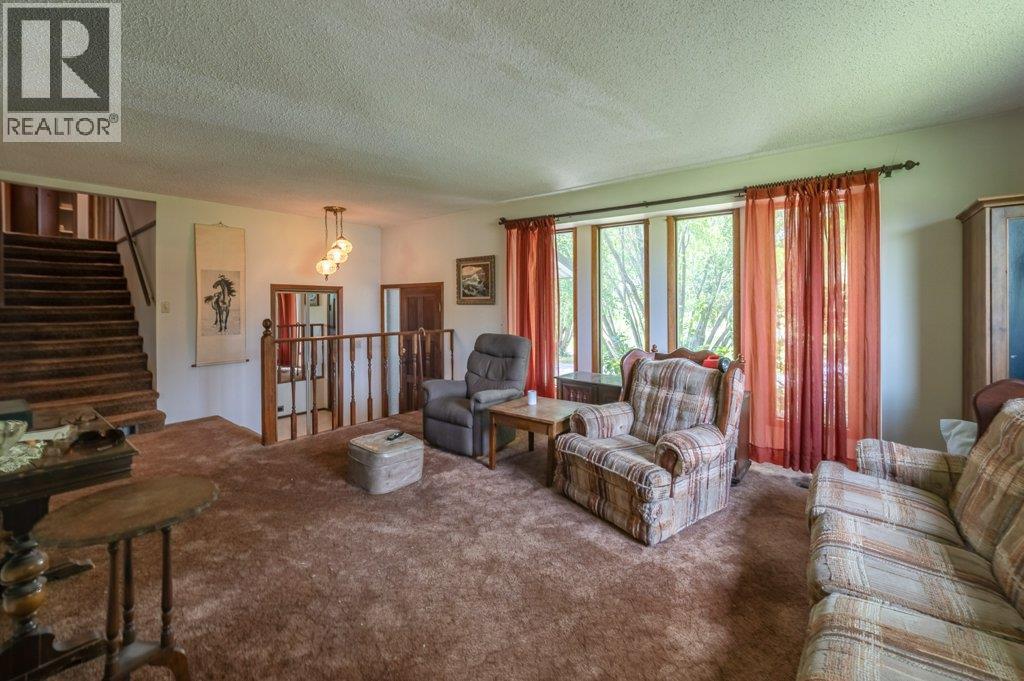 294 ROAD 18 Road, Oliver