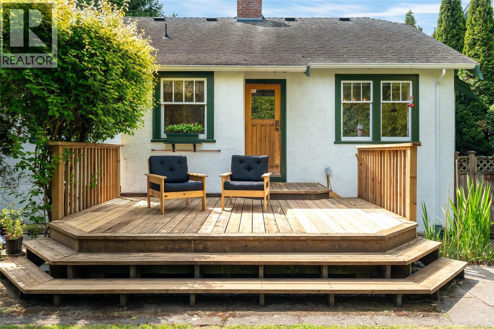  1924 Forrester Street, Saanich