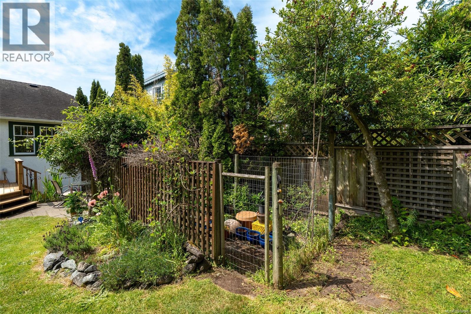  1924 Forrester Street, Saanich