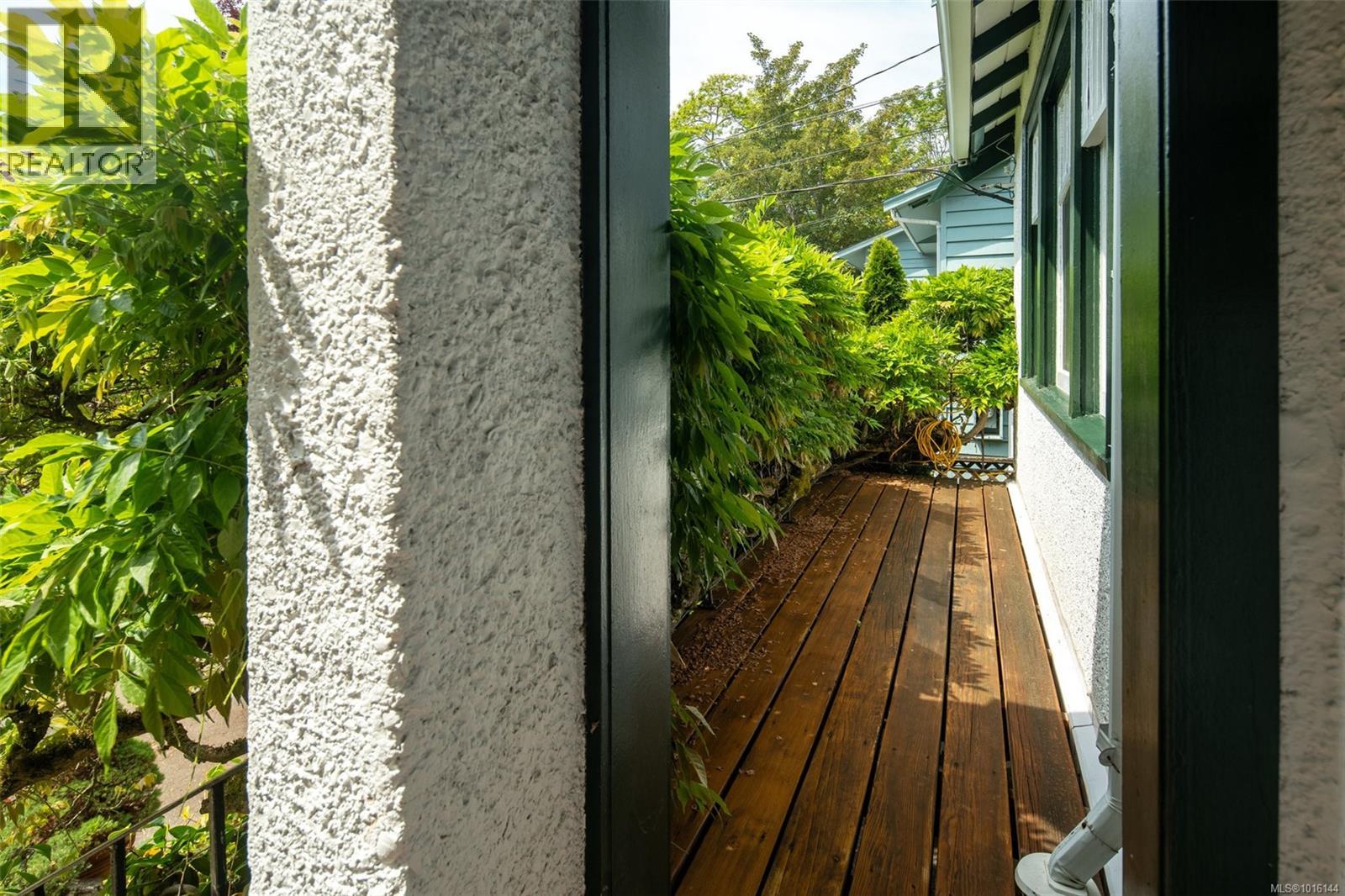  1924 Forrester Street, Saanich