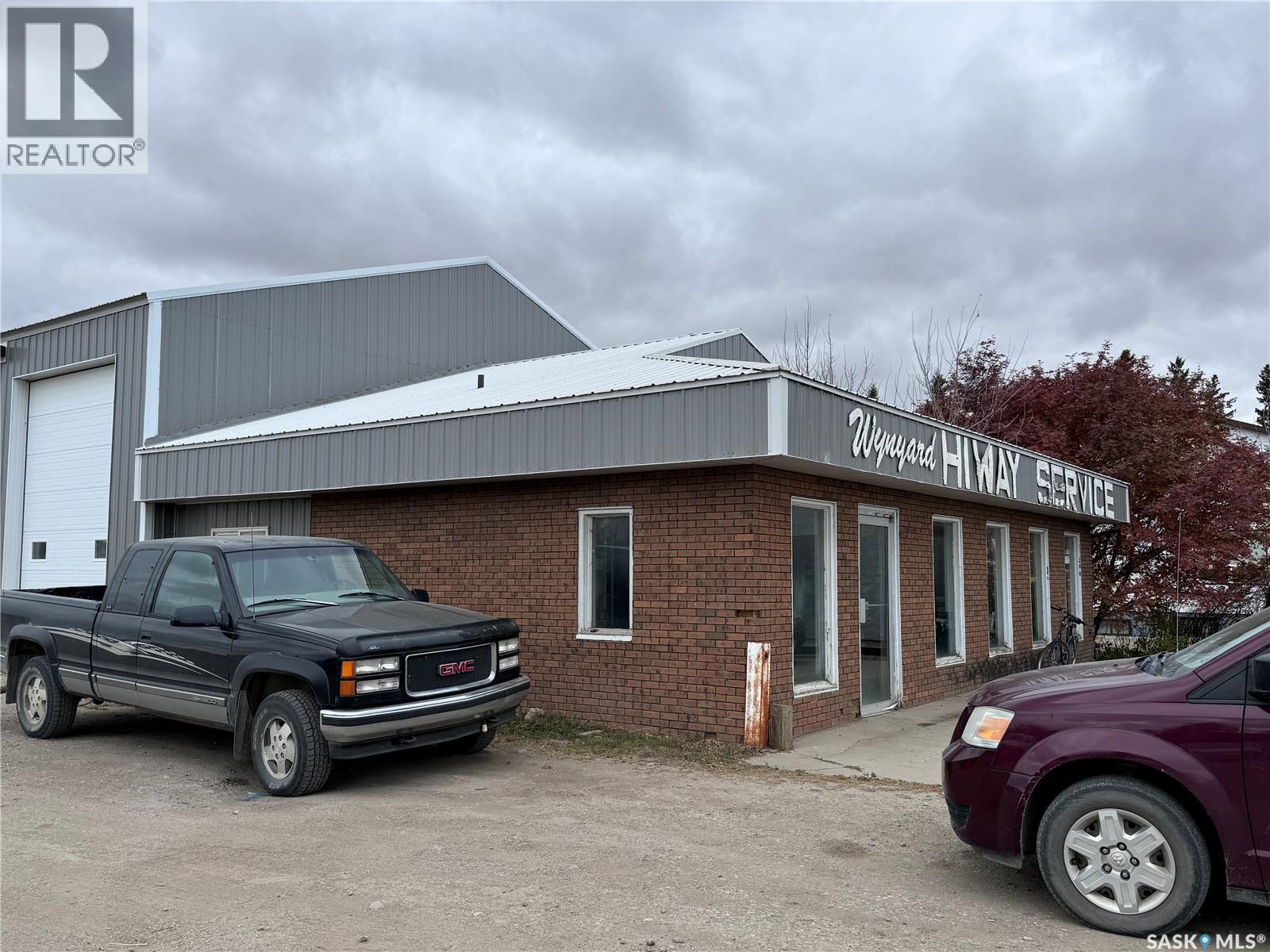 111 South Service ROAD - Photo 2 of 14, Wynyard, Saskatchewan