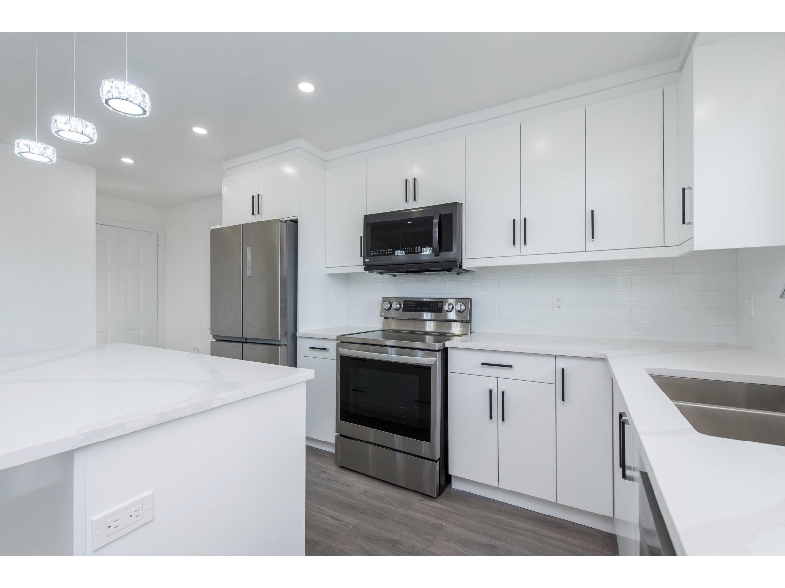 47005 YALE ROAD, Little Mountain, Chilliwack