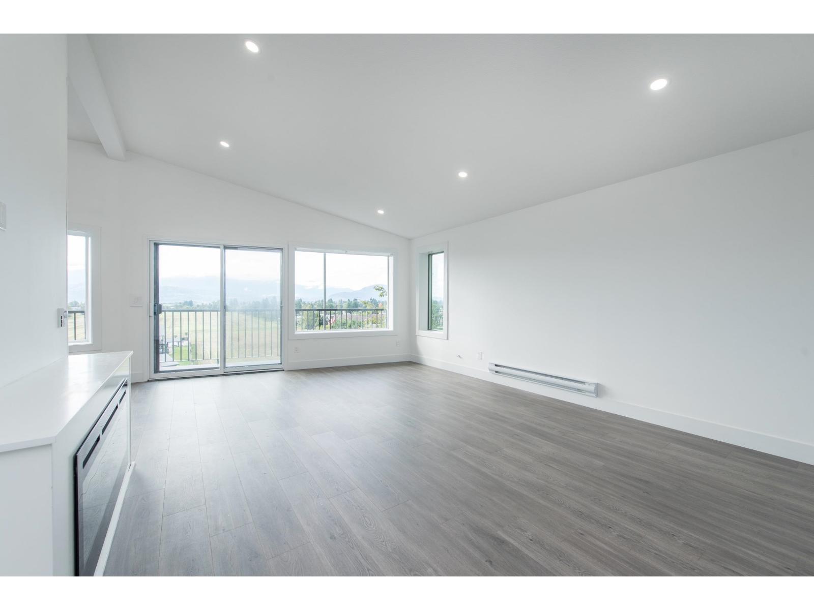 47005 YALE ROAD, Little Mountain, Chilliwack