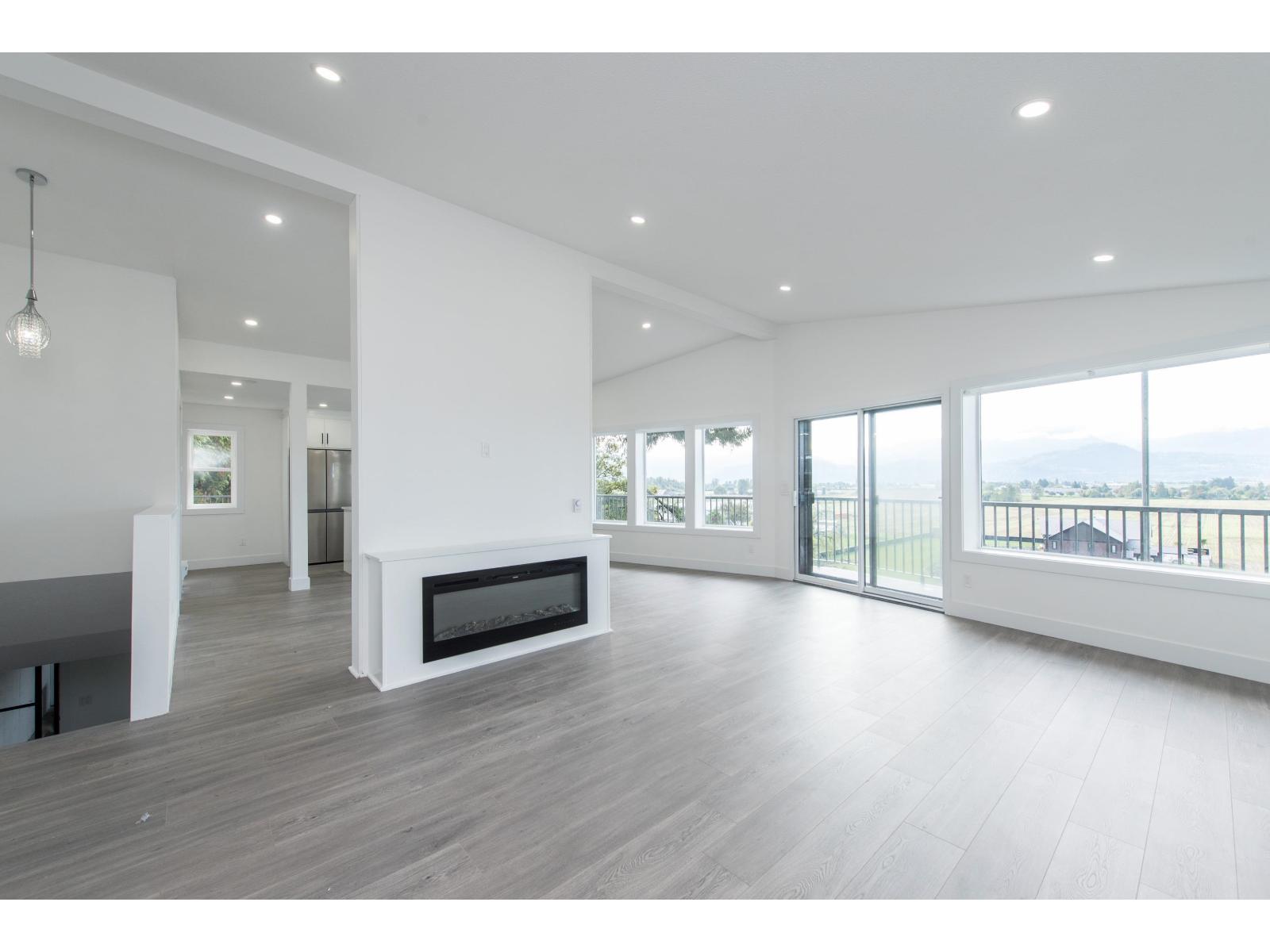 47005 YALE ROAD, Little Mountain, Chilliwack