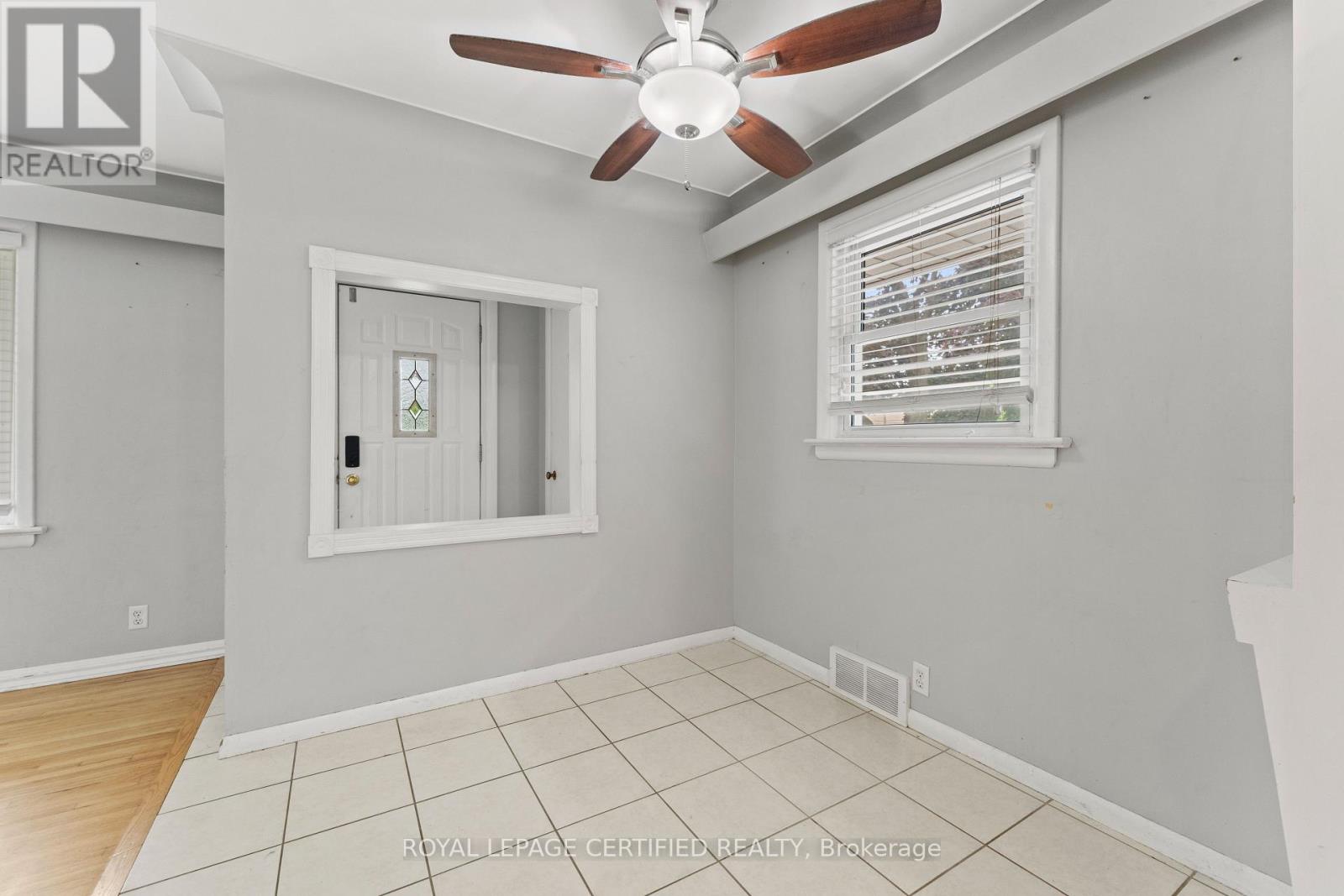 2504 ASKIN AVENUE - 10