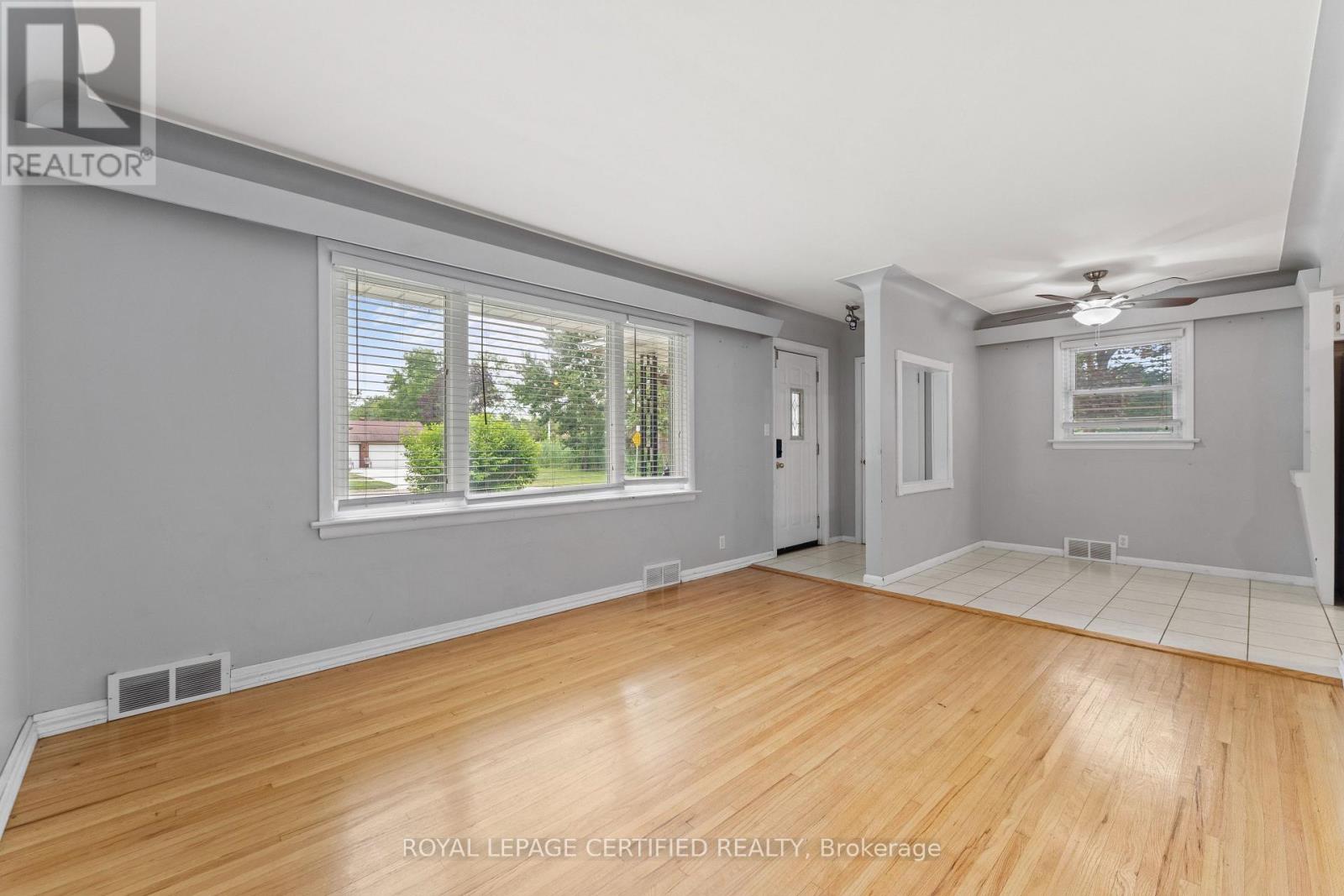 2504 ASKIN AVENUE - 8