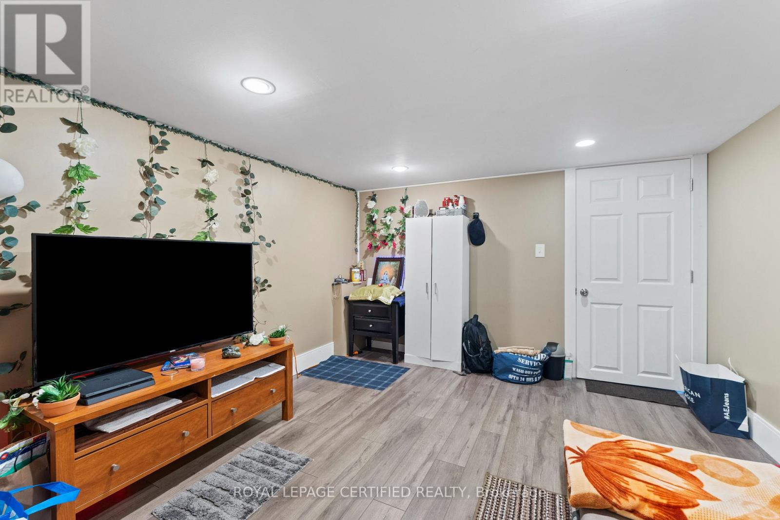 2504 ASKIN AVENUE - 32