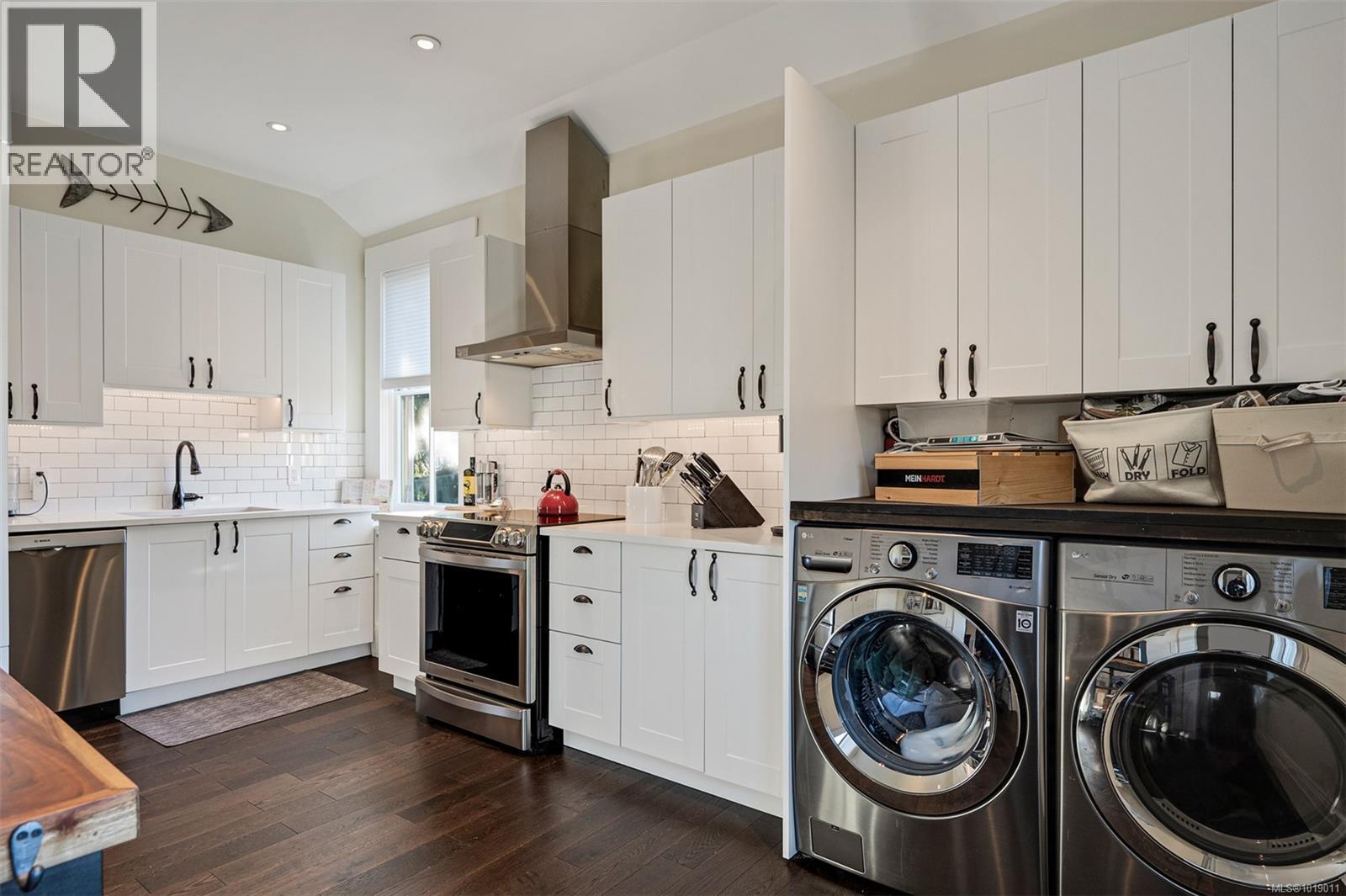 1141 Fort St, Victoria