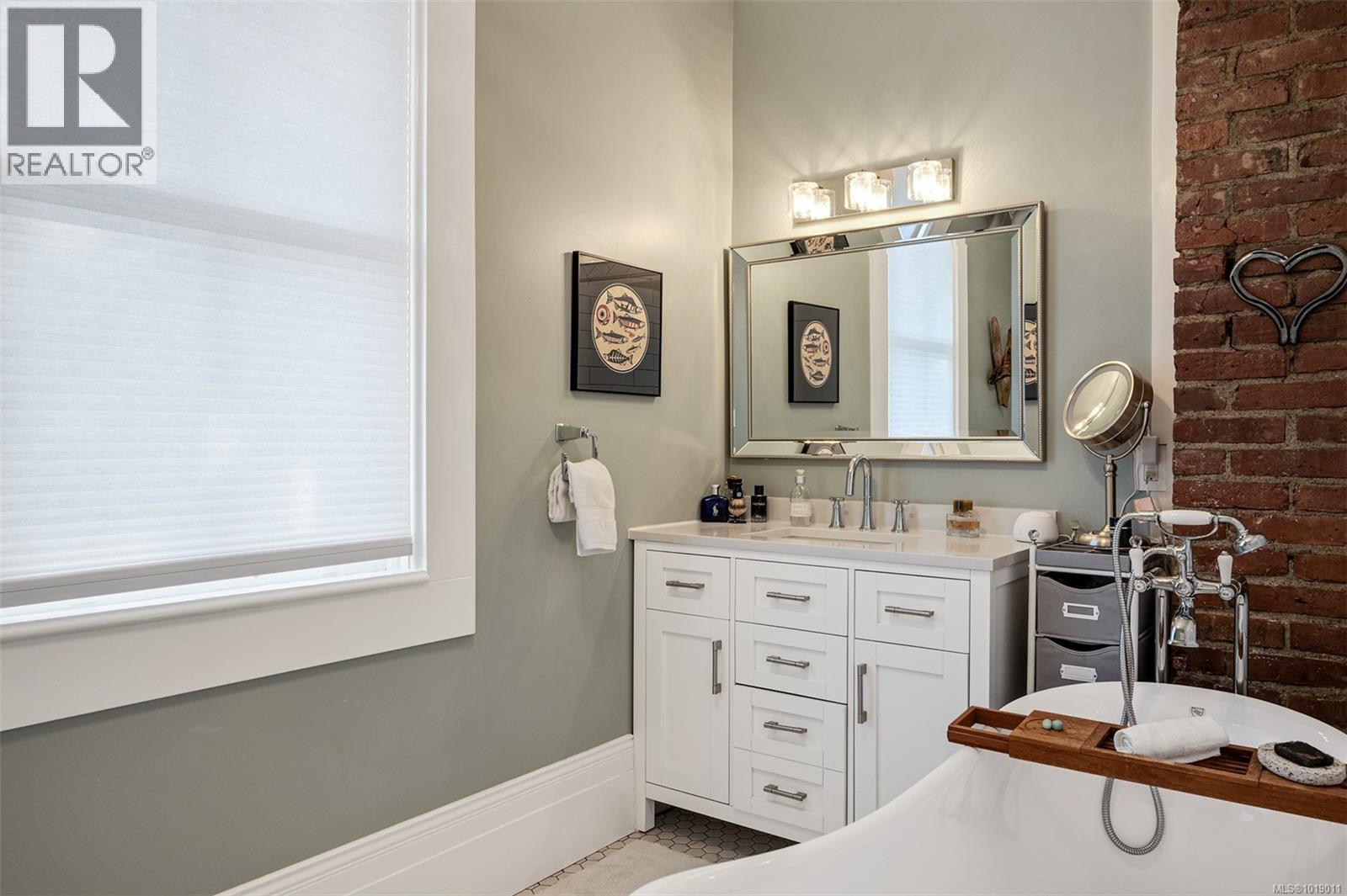 1141 Fort St, Victoria