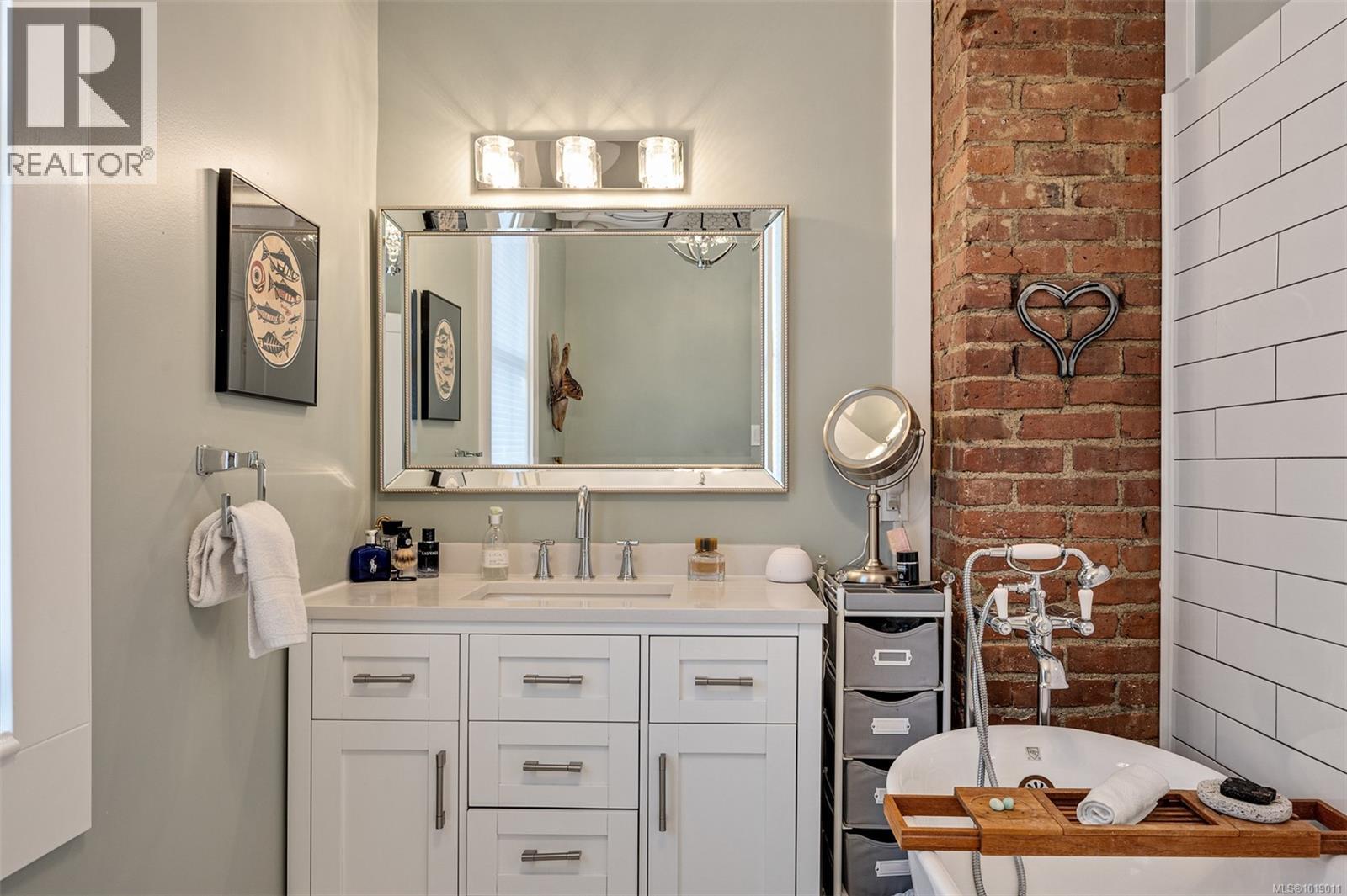 1141 Fort St, Victoria