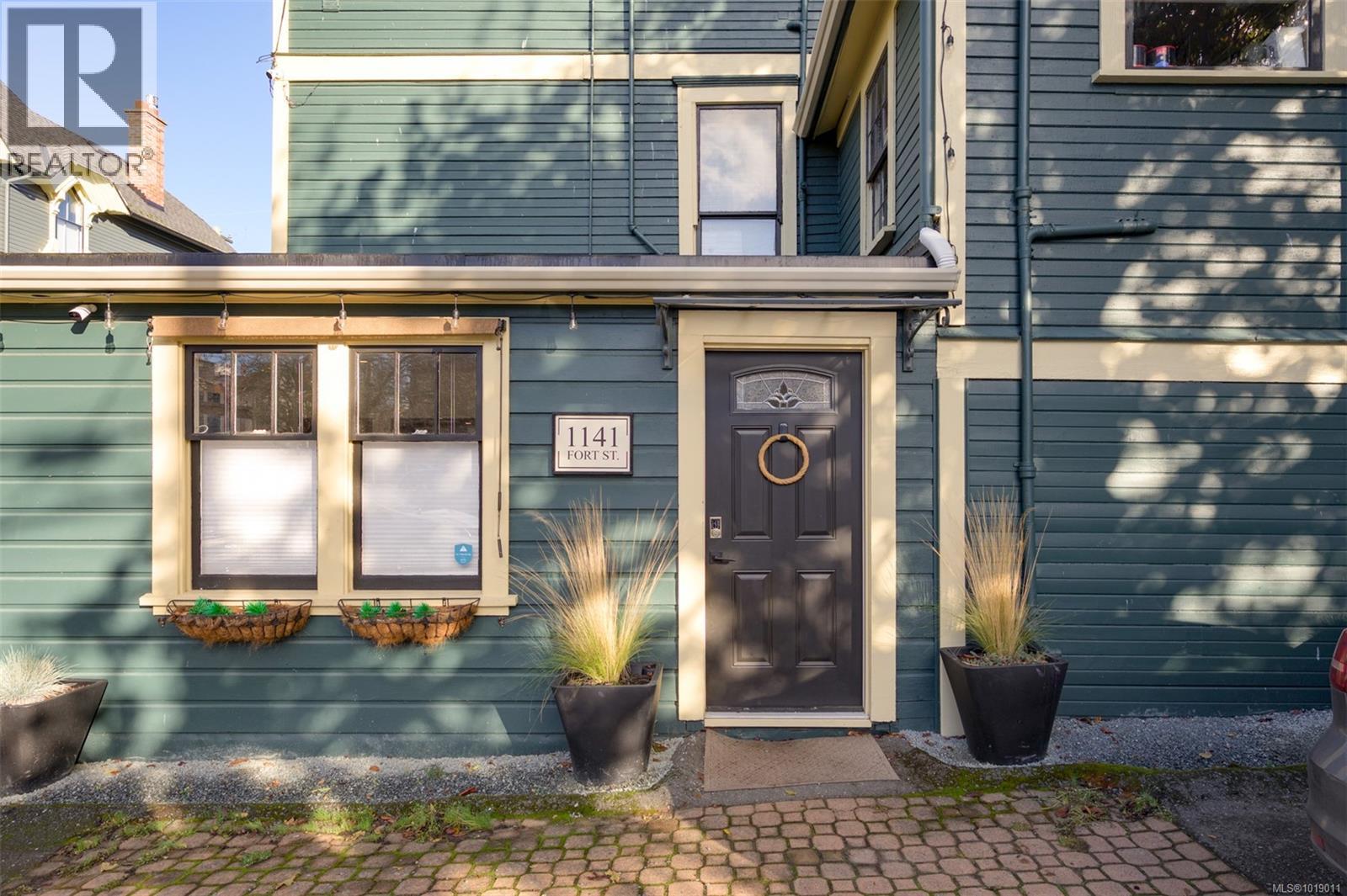 1141 Fort St, Victoria