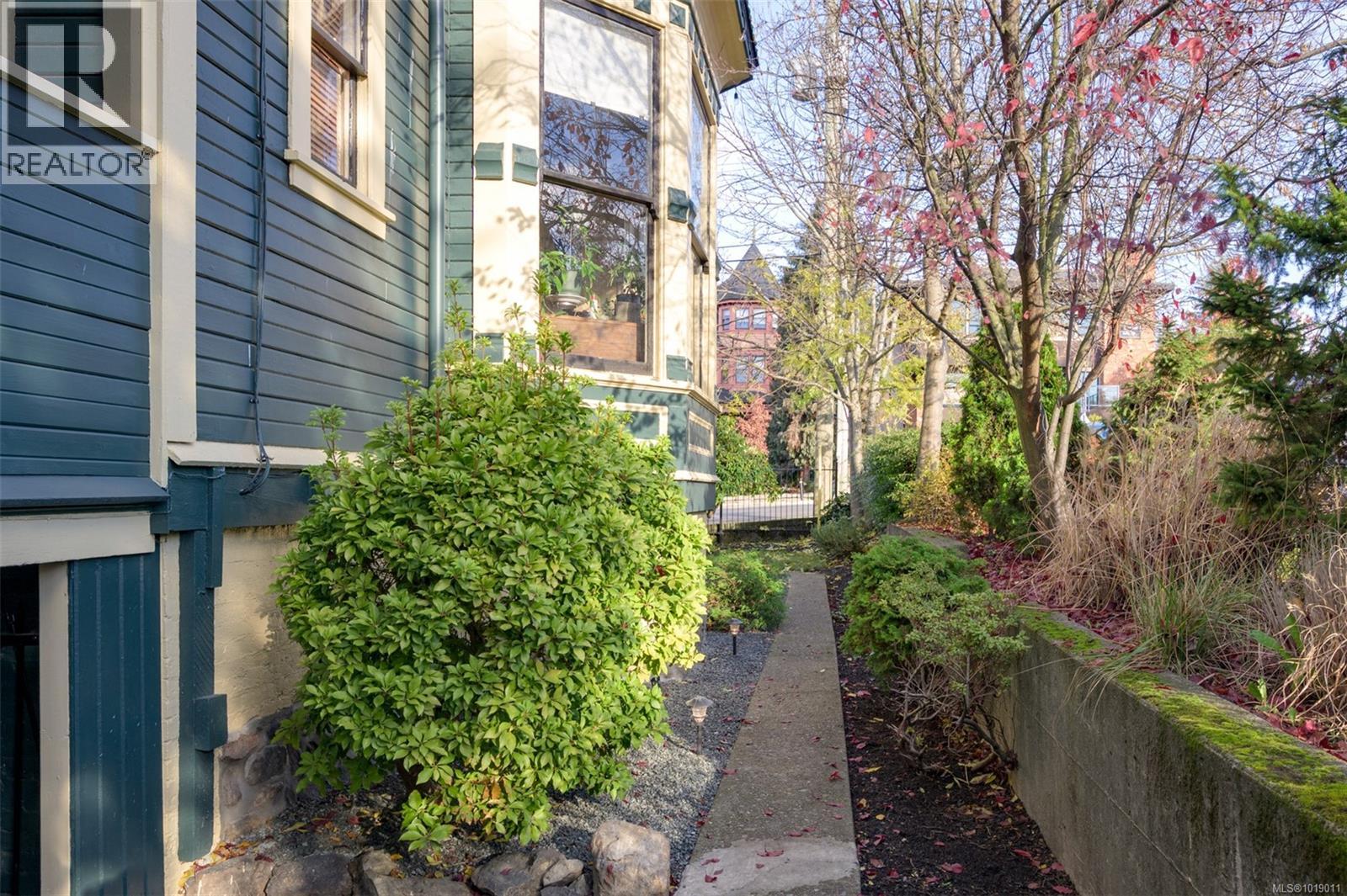 1141 Fort St, Victoria